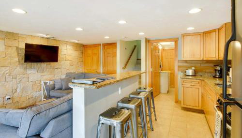 Laconia Home with Beach - half Mi to Weirs Beach - Foto 4