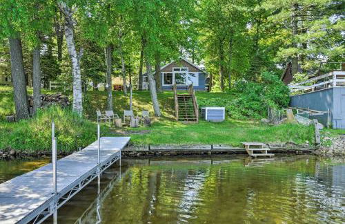 White Lake Home with Patio, Fire Pit, Boat Dock! - Foto 1