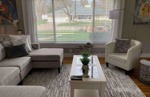 Elegant & spacious 32 Gem in Harper Woods - Foto 16