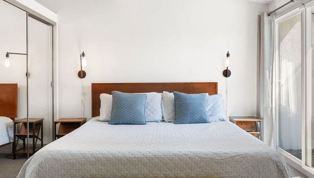 Club 915 Getaway- Pool BBQ and Pet Friendly - Foto 3, Zimmer