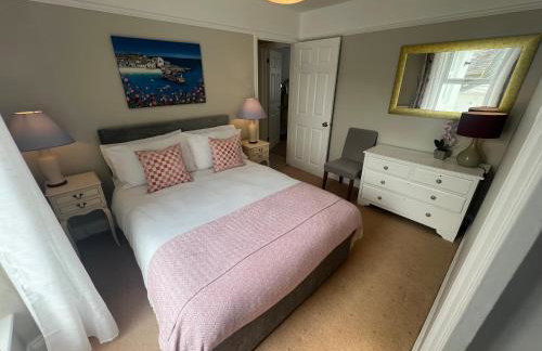 Santa Fe Newlyn-Sleeps 4 - Photo 8