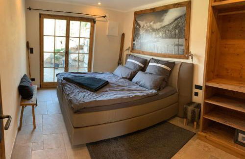 Chalet BERGSUCHT in Ruhpolding Bayern, Traumlage am sonnigen Südhang, kostenlose Parkplätze, schnelles WLAN, ruhige Sackgasse, NETFLIX inklusive - Foto 13