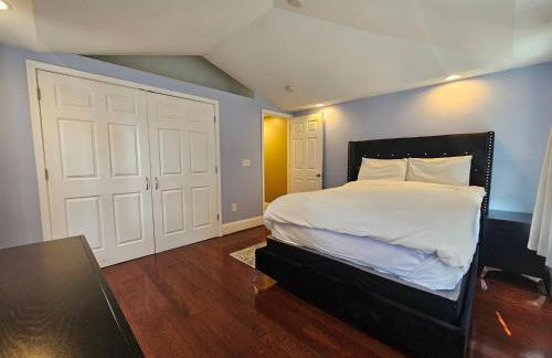 Two Story Queen Primary - Foto 17