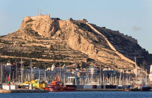 Apartamento con personalidad a 600 m de la playa. - Foto 13