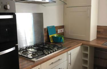 Sweet Caroline at Longton. Great location for Stoke on Trent, The Potteries and Alton Towers. - Foto 16