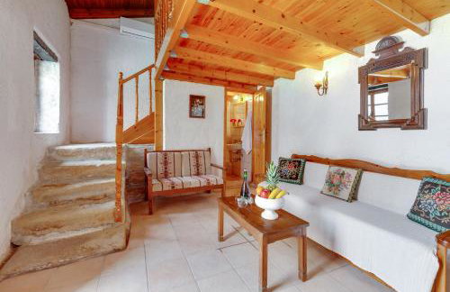 Traditional Home Vereniki With Heated Pool - BY APOKORONAS VILLAS - Foto 27