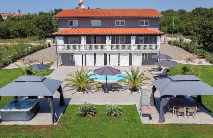 Villa Esea: Poolside Paradise & Relaxing Retreats - Foto 42