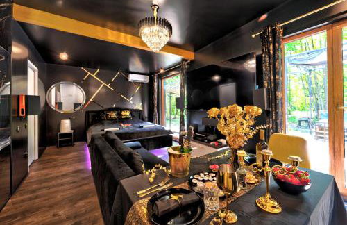 RoyalRelax Apartament w Lesie z Jacuzzi, Kinem domowym 88' - Białystok - Foto 8