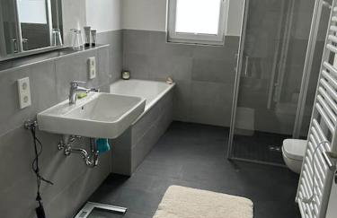 Exklusive Penthouse-Wohnung mit Blick über Marburg - Foto 26