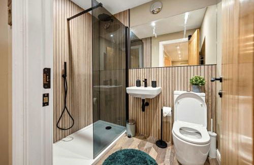 Outstanding 2BD Apt - Ferry Terminal & Free Parking - Foto 5