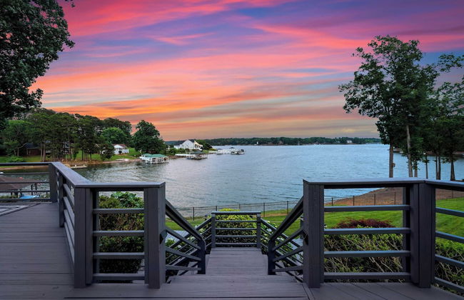 Paradise Pointe by Avantstay Lakefront + Views + Playset - Foto 11