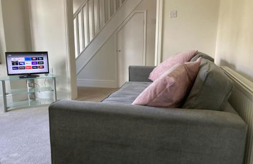 Large 4 bed detached house with parking - Foto 34