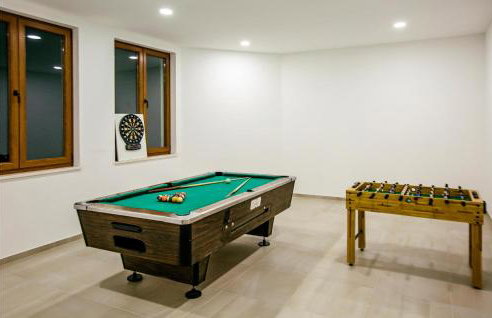 Nice Home In Donji Prolozac With Wifi - Foto 4