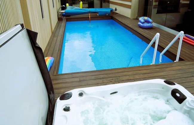 A Comfortable Holiday Home With a Swimming Pool and Jacuzzi in Miedzywodzie - Photo 13