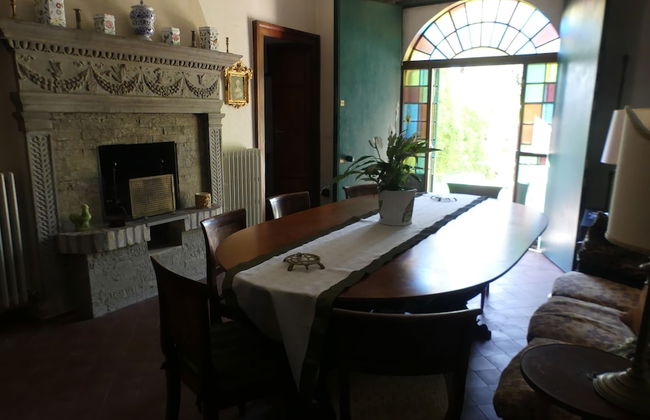 Elegante Appartamento in Villa con Piscina - Foto 21