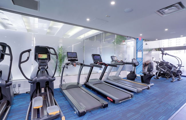 Crystal City Apt for Business Travelers - Photo 32