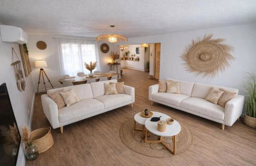 Sublime villa des Oliviers - Piscine chauffée, espace détente, Baby-foot, cuisine extérieure - proche d'Agen - Foto 5