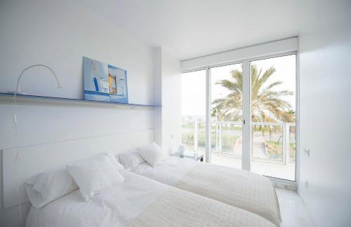You Stylish Beach Apartments - Photo 11