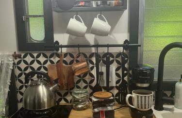 Vintage Shasta Camper for the best of NYC Glamping - Foto 13