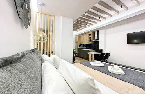 Oasis Luxury Apartments - Photo 16