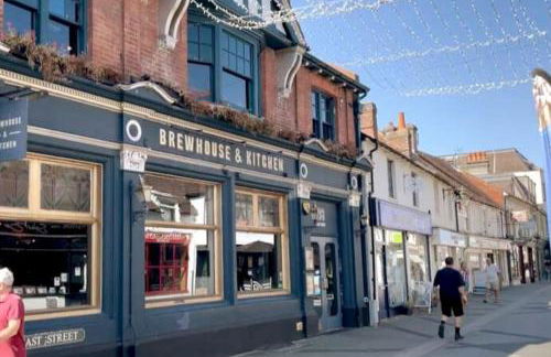 Lovely Central Horsham Home - Foto 25