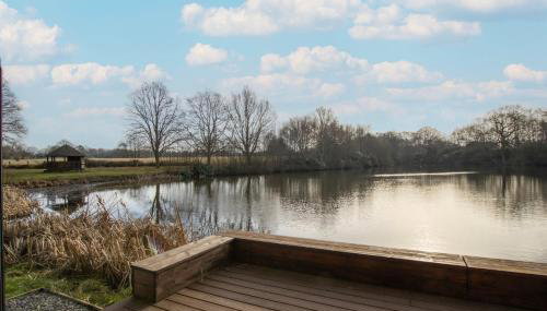 Lakeview House - Photo 3