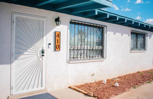 Casa Charleston-3BR-2Bath-Private HOT TUB-Pet Friendly-No Pet Fees! - Photo 59