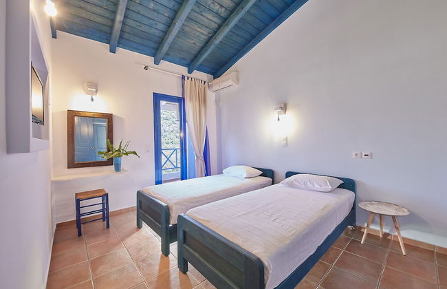 Kerame Studios - Photo 16