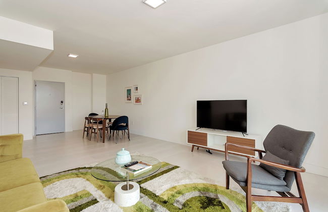 Roami at Grove 27 - Photo 127