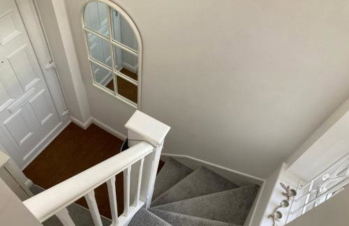 The Sashes - Stylish Apartment - FREE Parking - Ultrafast WIFI - Smart TV - Netflix - sleeps up to 6! Close to Poole Town Center & Sandbanks & Bournemouth - Foto 21