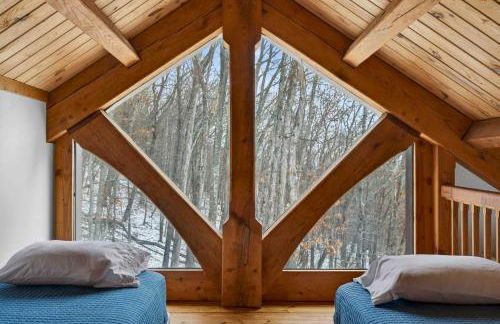 Cozy Mountain Retreat with Hot Tub & Fire Pit - Foto 51