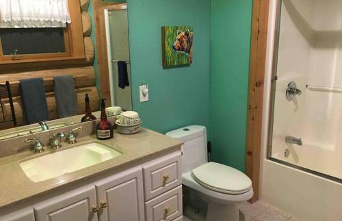 Turnagain View Lodge and Wedding Venue - Photo 14