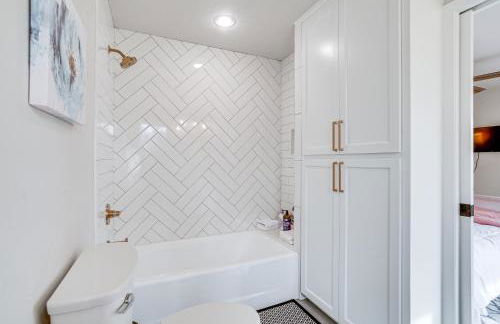 Peaceful Longview Home with Pond, 6 Mi to Downtown! - Foto 21