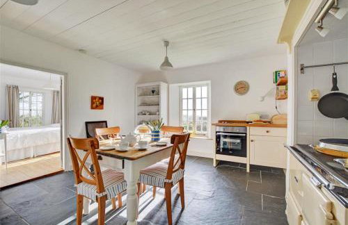 3 Bed in Lostwithiel oc-cwhite - Photo 1