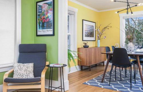 Greenlake Craftsman - Hot Tub, AC, Dog Friendly - Photo 7