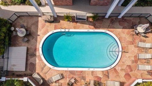 Intracoastal Oasis in a Prime Area w Pool and BBQ - Foto 5