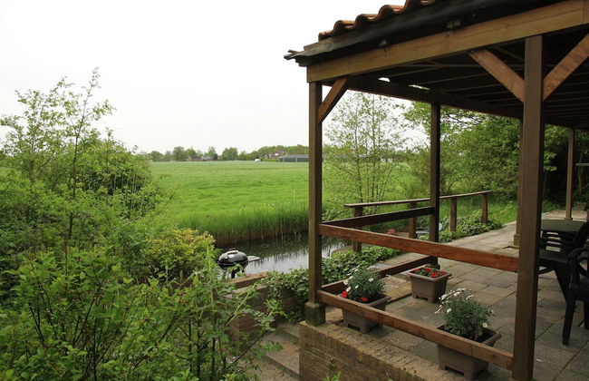 Holiday Home in Friesland Near Lake Nederhorst - Photo 19