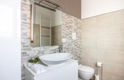 Bocconi's Nest - Close to Duomo with terrace - Foto 20