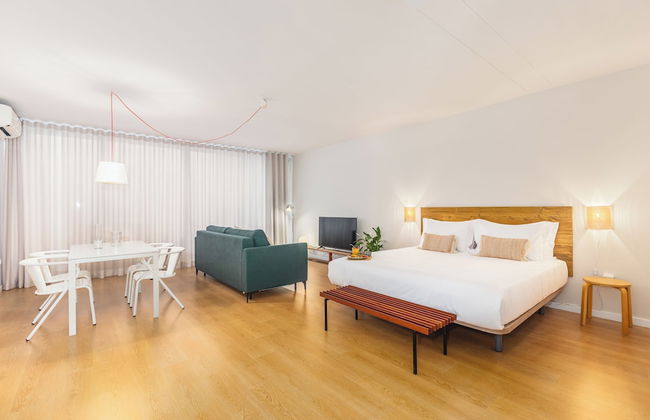 Aspasios Almada Apartments - Photo 12