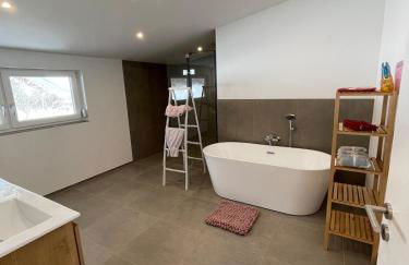 Hohenzollern Wellness Loft mit Panorama Sauna - Foto 62