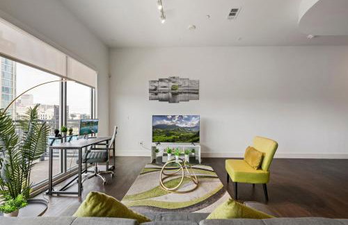 City View 1BR I Gym I Free Parking I Workspace - Foto 1