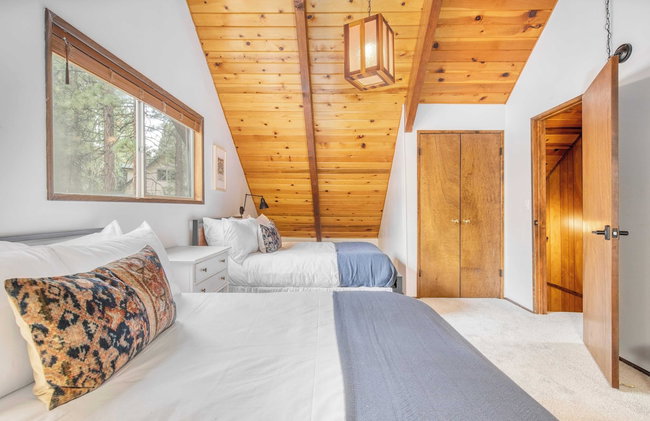3mins to Lake, 5mins to Skiing Updated 4bdr Cabin Avalon Pines by Avantstay - Photo 36