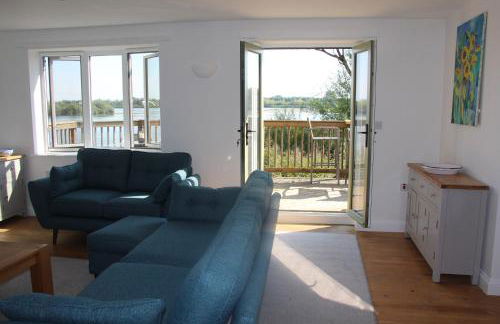 Coot Cottage - holiday house with fantastic lake views - Foto 18