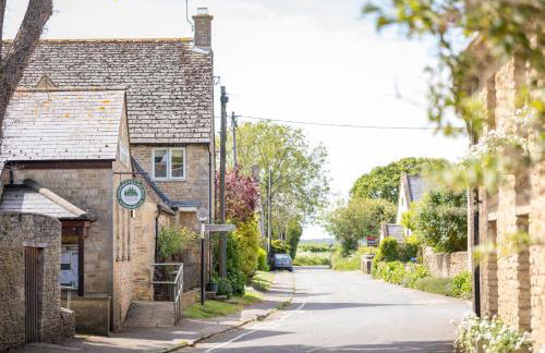 Dunford Barn Cotswolds with Hot Tub - Foto 44