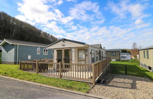 98 The Heron - Photo 1