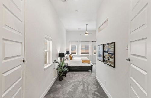 Steps from River & Old Town - Hot Tub & King Bed - Foto 66