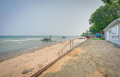 Vibrant Waterfront Vacation Rental on Lake Huron! - Foto 34