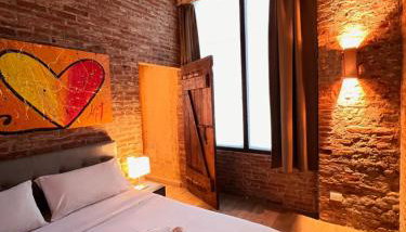 Emmeloft I Orange Moon - Vibrant Modern Luxury Loft Milan - Photo 1