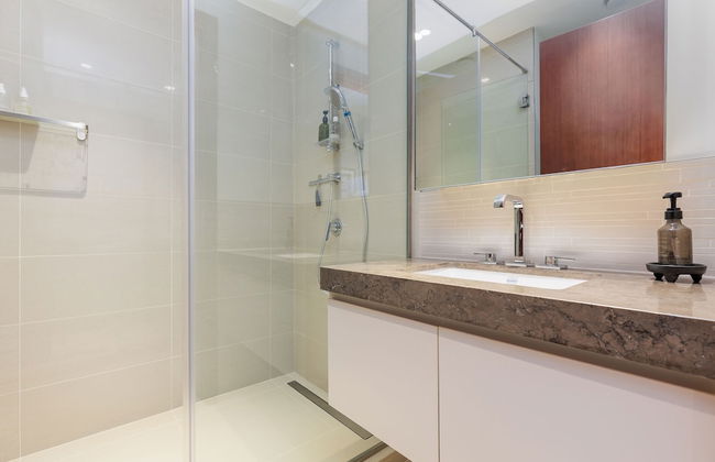 Luxurious Dubai Hills with balcony park view - Photo 19