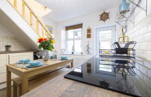 Morecambe Bay Cottage- Hot Tub/ Jacuzzi/sauna - Photo 45